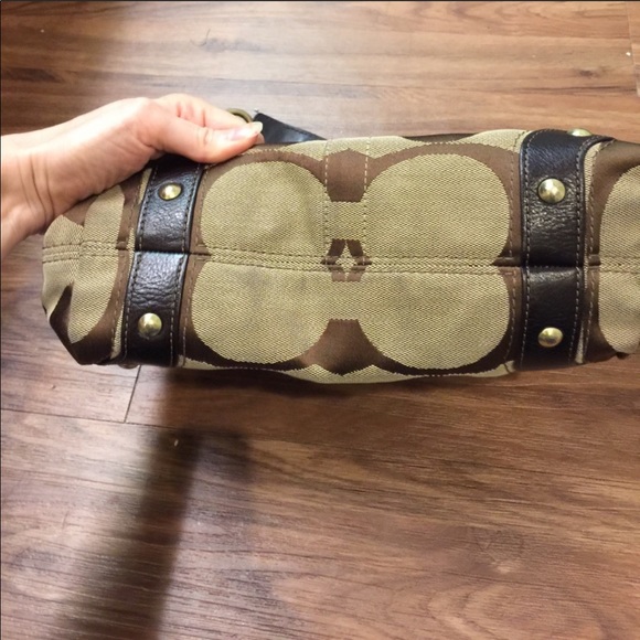 Coach Monogram Bag - Picture 5 of 8